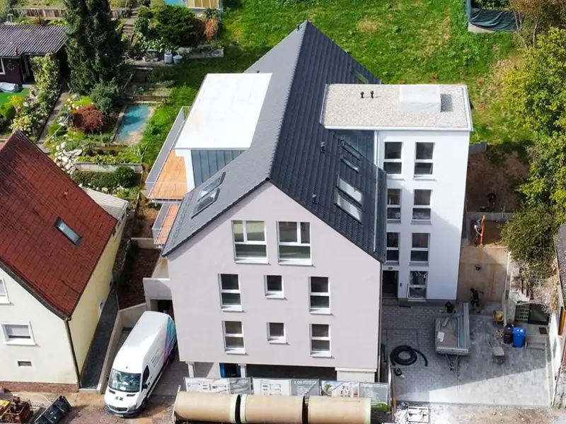 Rochner Bau GmbH: 63864 Glattbach, Fünffamilienhaus_Vogelperspektive